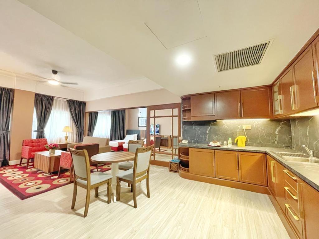 Hotel The Avenue M à Johor Bahru Extérieur photo